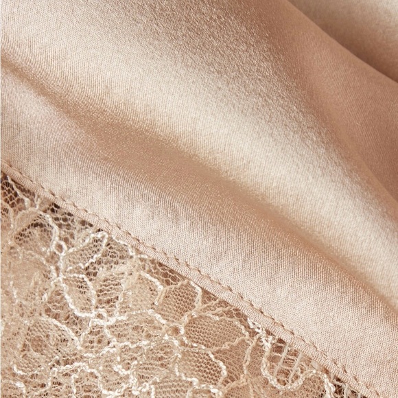 Living in Luxe Silk Nightgown Intimissimi Bridal getting ready slip - Picture 3 of 6